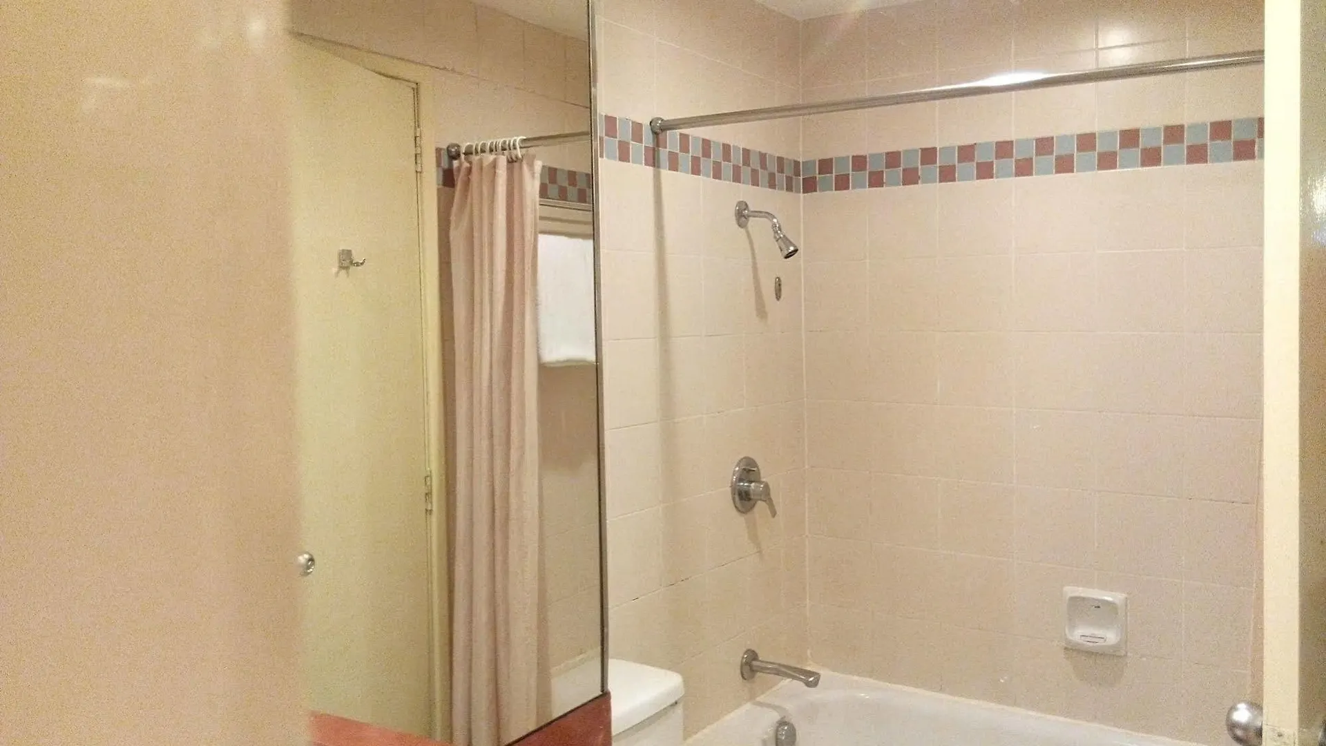 Mandarin Court Hotel Kuala Lumpur 3*,