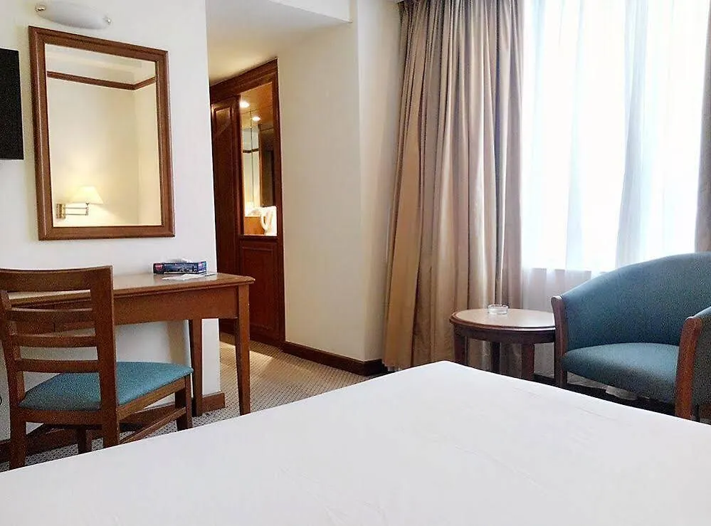 Mandarin Court Hotel Kuala Lumpur 3*,